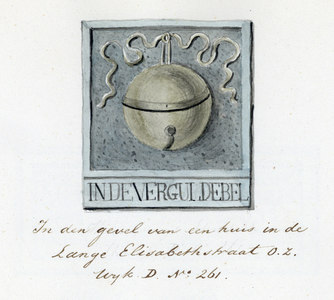 135202 Afbeelding van de naamsteen in de gevel van het huis In de Vergulde Bel , Lange Elisabethstraat Wijk D nr. 261, ...